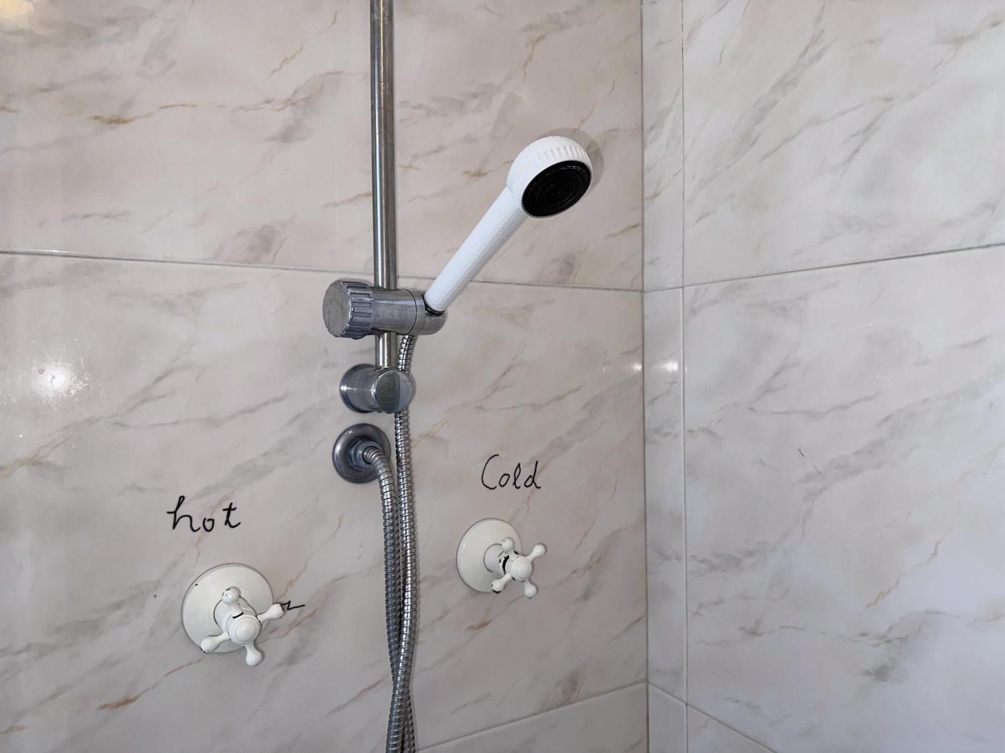 Cozy Near Metro & Airport Hospedagem domiciliar Lisboa